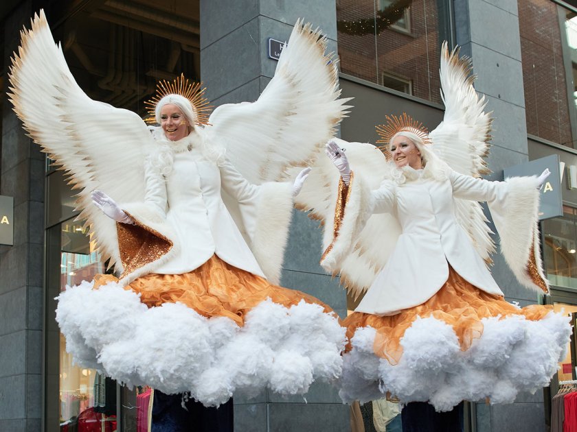 Steltlopers theater / Steltloopacts www.kerst-entertainment.nl