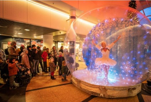 Ballerina in de Snowglobe, www.kerst-entertainment.nl